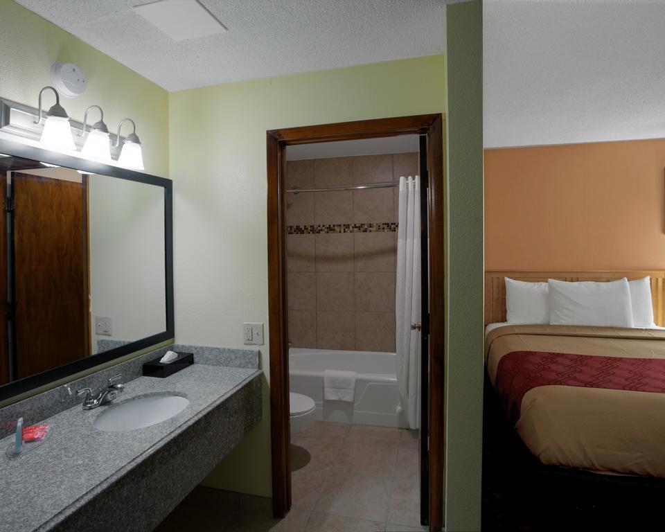 Econolodge Phillipsburg Room photo